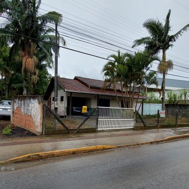 Casa no bairro Rio Pequeno em Camboriú - SC