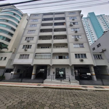 Apartamento 01 dormitório no Centro de Balneário Camboriú/SC Apartamento 01 dormitório no Centro de Balneário Camboriú/SC